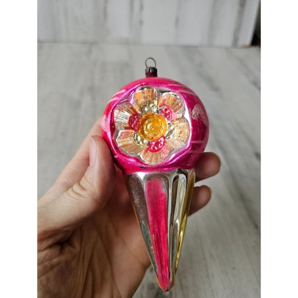 Vintage pink indent ice cream snow cone ball ornament mercury glass Xmas tree - Picture 8 of 10